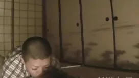 Phụ nữ giàu có tình  ...