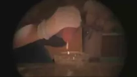 Có Đen với một màu đ ...