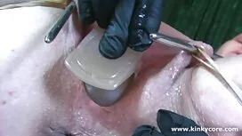 Cô ấy thích để đặt n ...