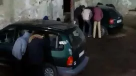 18 tuổi và thô lỗ xe ...