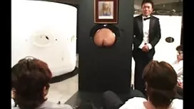 Trẻ, ông già phát se ...